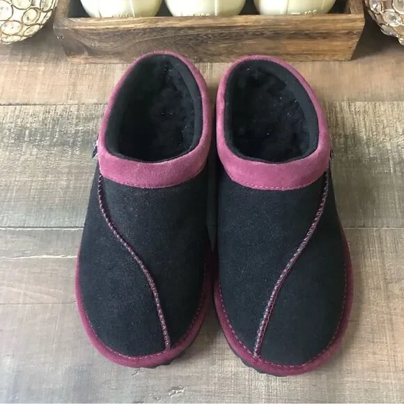 Simple Clogs - Picture 2 of 7